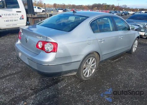 2010 Volkswagen Passat Komfort from USA, damaged, VIN WVWJK7AN8AE076474
